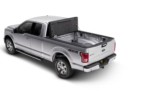 UNDERCOVER SELECT HARD FOLDING TONNEAU COVER FORD F150 15-20 5'7" BED