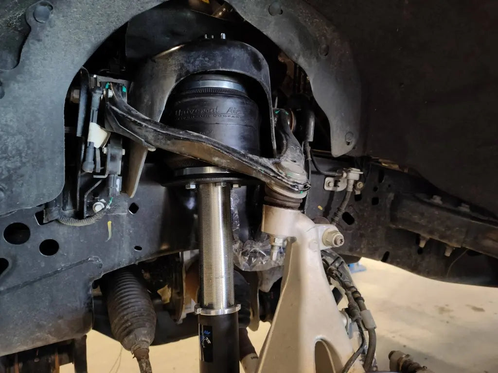 UNIVERSAL AIR SUSPENSION FRONT ONLY SOLUTION SERIES FORD F150 04-13