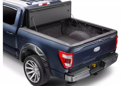 EXTANG ENDURE ALX HARD FOLDING TONNEAU COVER FORD F150 21+ 5'7" BED