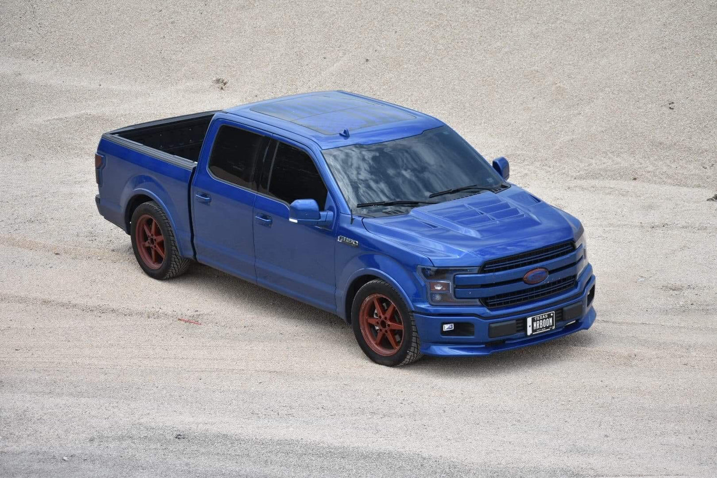 RK SPORT 2015-2020 FORD F150 EXTRACTOR HOOD FIBERGLASS