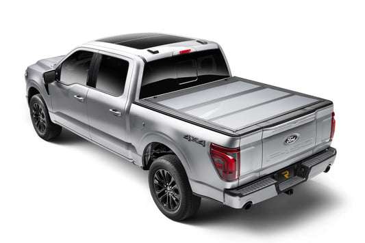 UNDERCOVER FUSION HARD FOLDING TONNEAU COVER FORD F150 21-25 5'7" BED