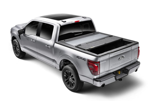 UNDERCOVER FUSION HARD FOLDING TONNEAU COVER FORD F150 21-25 5'7" BED